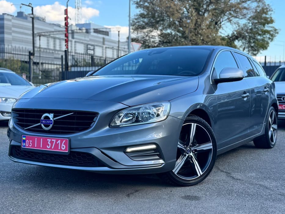 Volvo V60 Facelift R-Design D3 Drive-E 2016