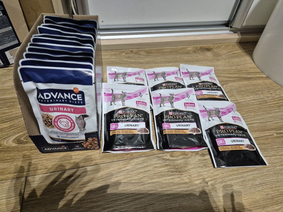 Karma Advance Urinary 11 sztuk i Purina Pro Plan Urinary 6 sztuk