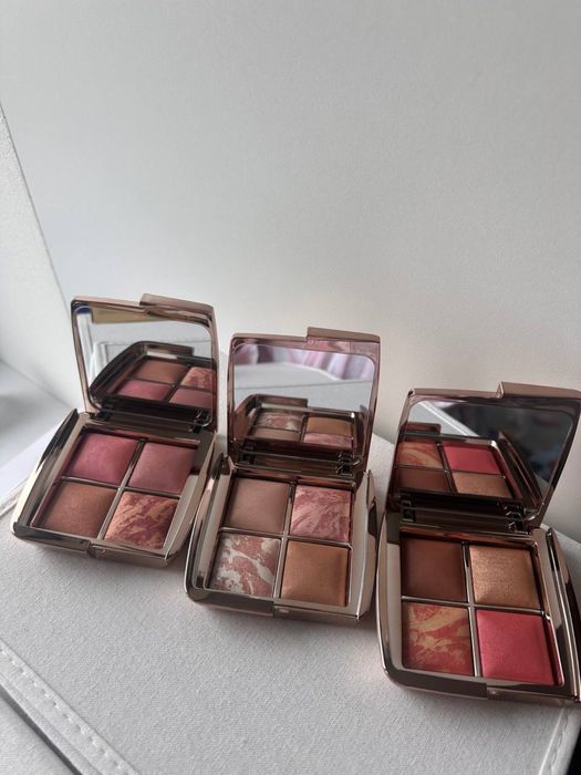 HOURGLASS AMBIENT lighting edit quad. Палетка четвірка 2025