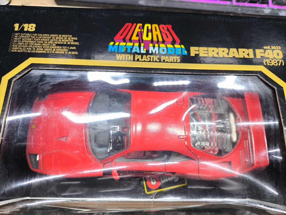 Ferrari f40 bburago 1/18 diecast metal model