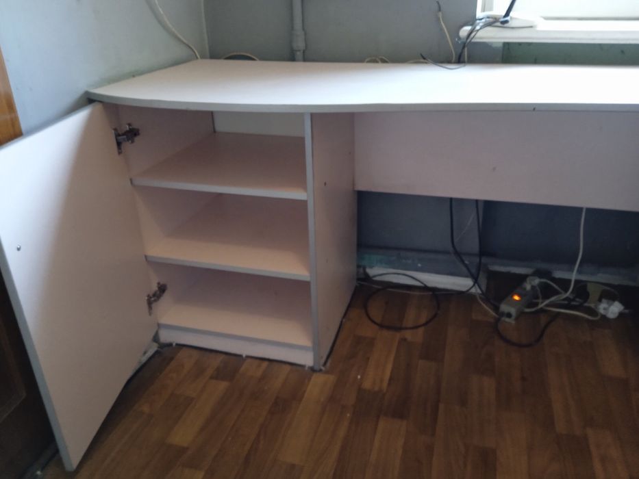 Письмовий стіл 1.48* 0.6 м