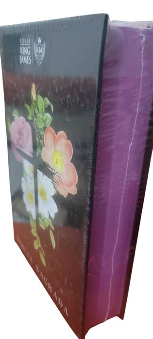 Biblias com Harpa e corinhos