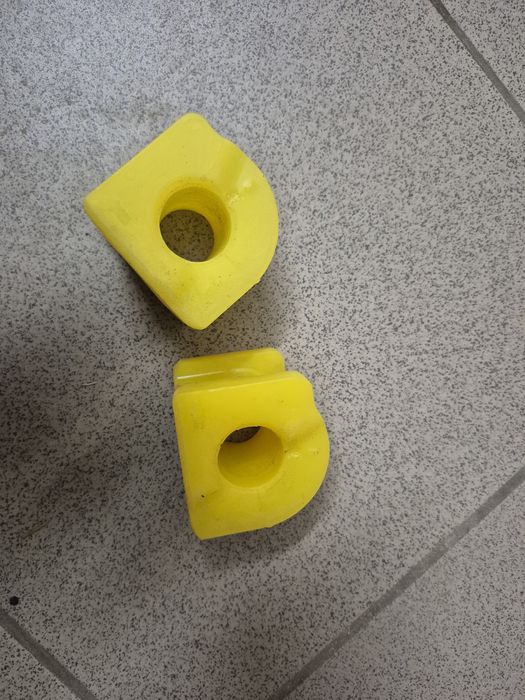 Втулки стабілізатора Honda Pilot 2 /MDX 51306SZAA02