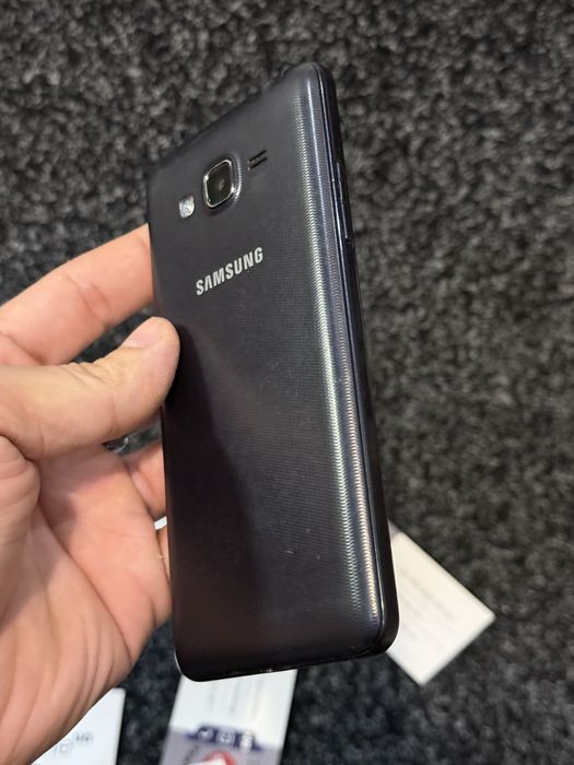смартфон SAMSUNG J2 prime