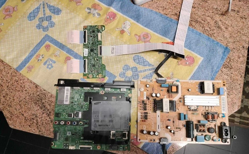 placas da tv Samsung 48 pol UE48j5500ak