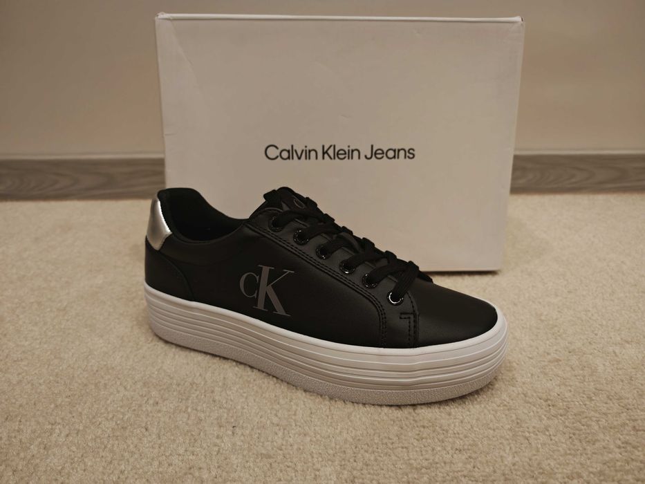 Nowe Buty trampki skórzane Calvin Klein Shivary rozmiar 39