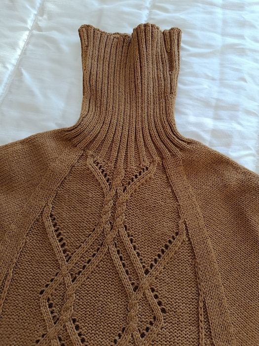 Camisola tipo poncho Stradivarius S