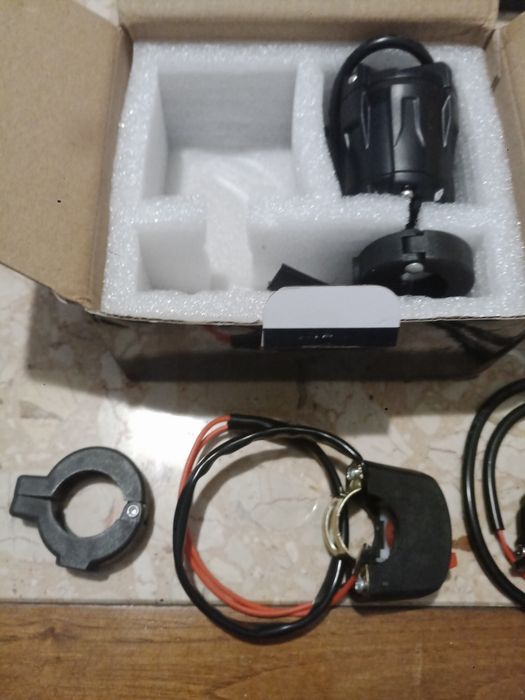 Faróis  suplemetares para moto  duplo clique ,,luz braca /amarela