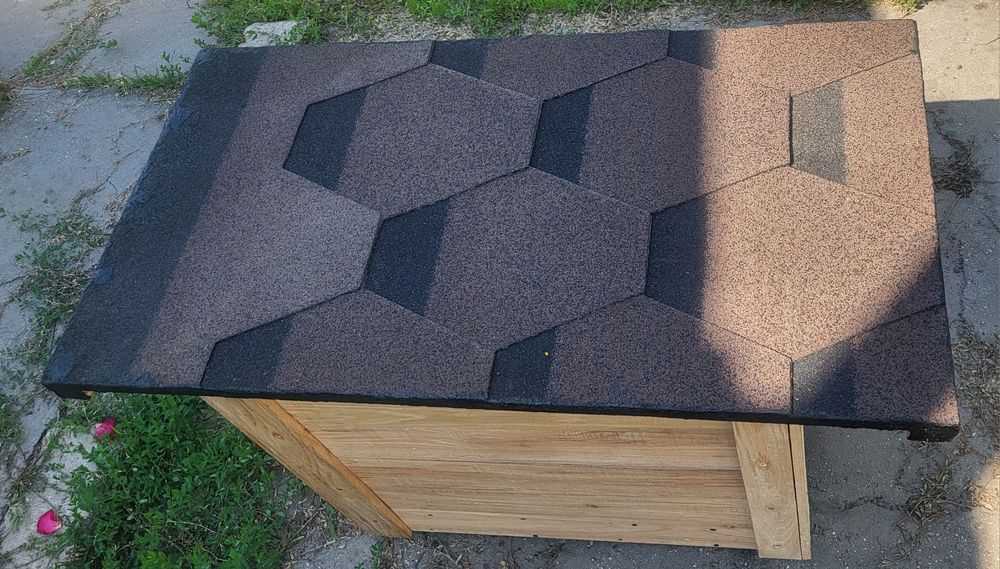 Будка, домік для собаки з дуба