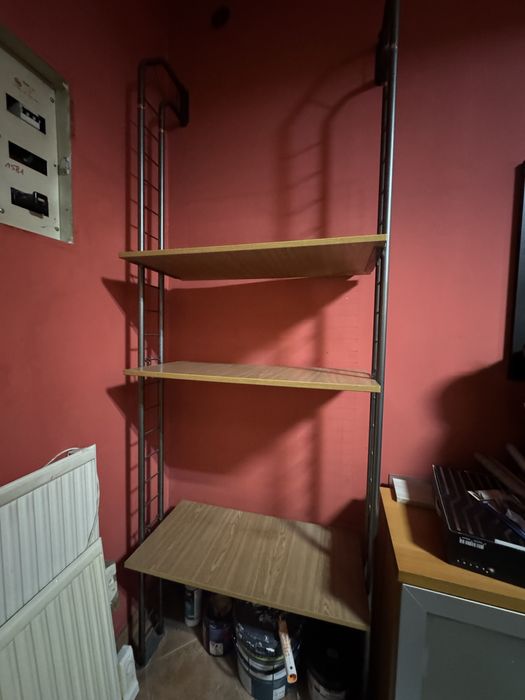 Regulowana pólka Regaly