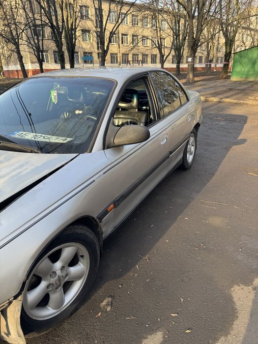 Opel omega b 1996