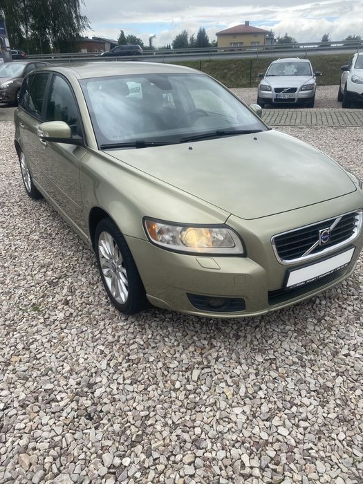 Volvo V50