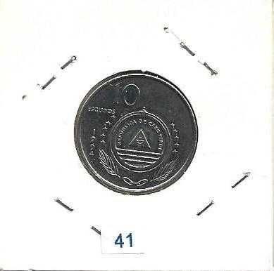 Cabo Verde - - - - - Moedas