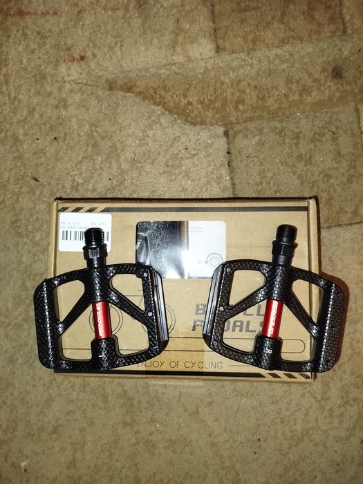 Продам велопедали