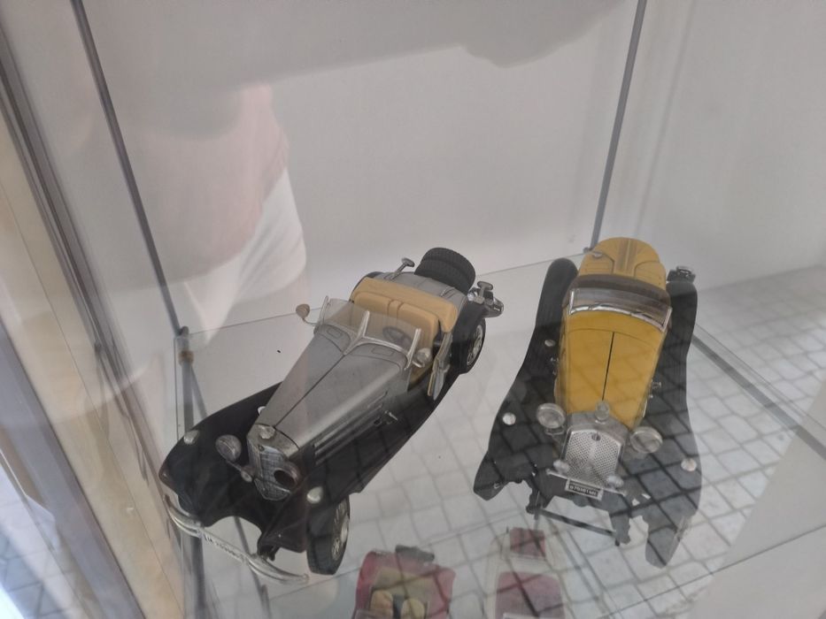 Coleção de carros escala 1/18