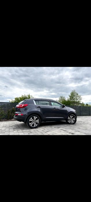 Кіа  спортадж  2010