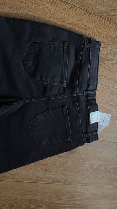 Джинси на подростка новые 12/13 лет