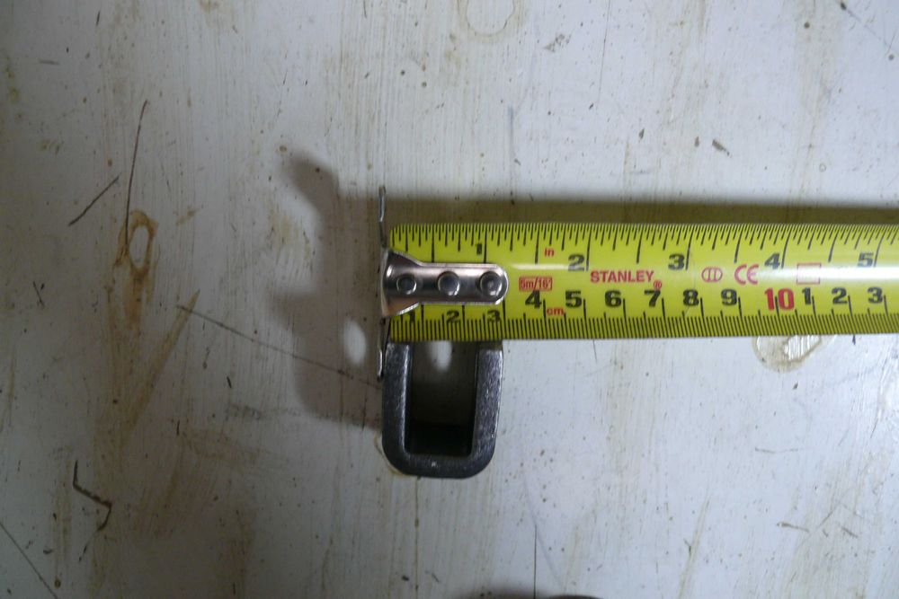 Peça em ferro para suporte de molas