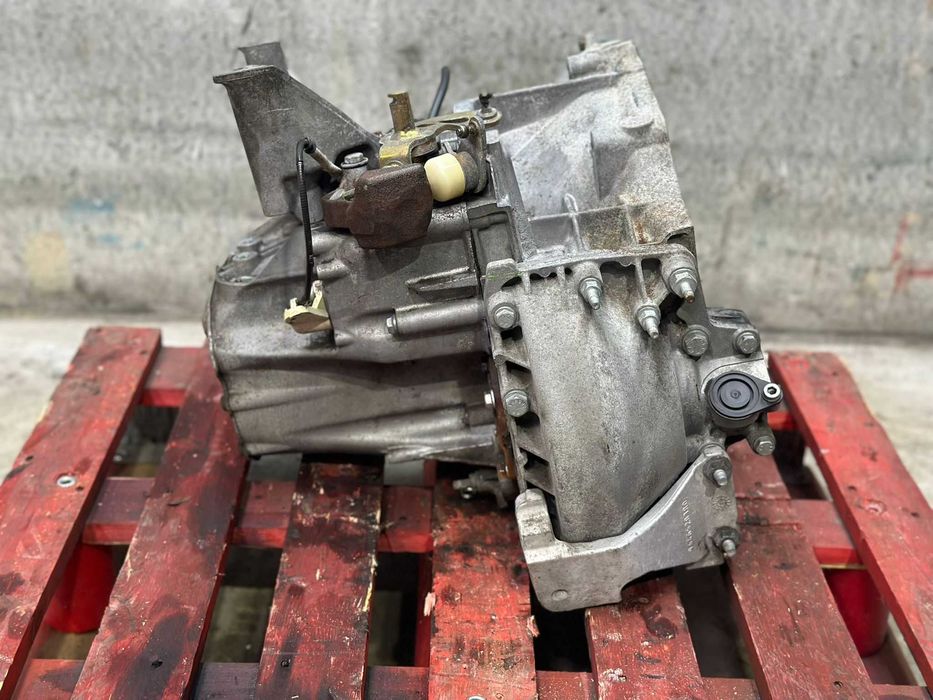 Caixa de velocidades Citroen C4/C5/ Peugeot 407 2.0HDI (Ref.: 20MB02)
