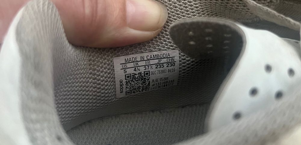 Buty sportowe korki addidas