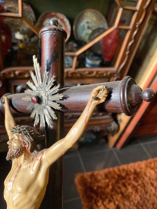 Crucifixo Pau-Santo Cristo Madeira Séc XIX Resplendor Prata 54,5 cm