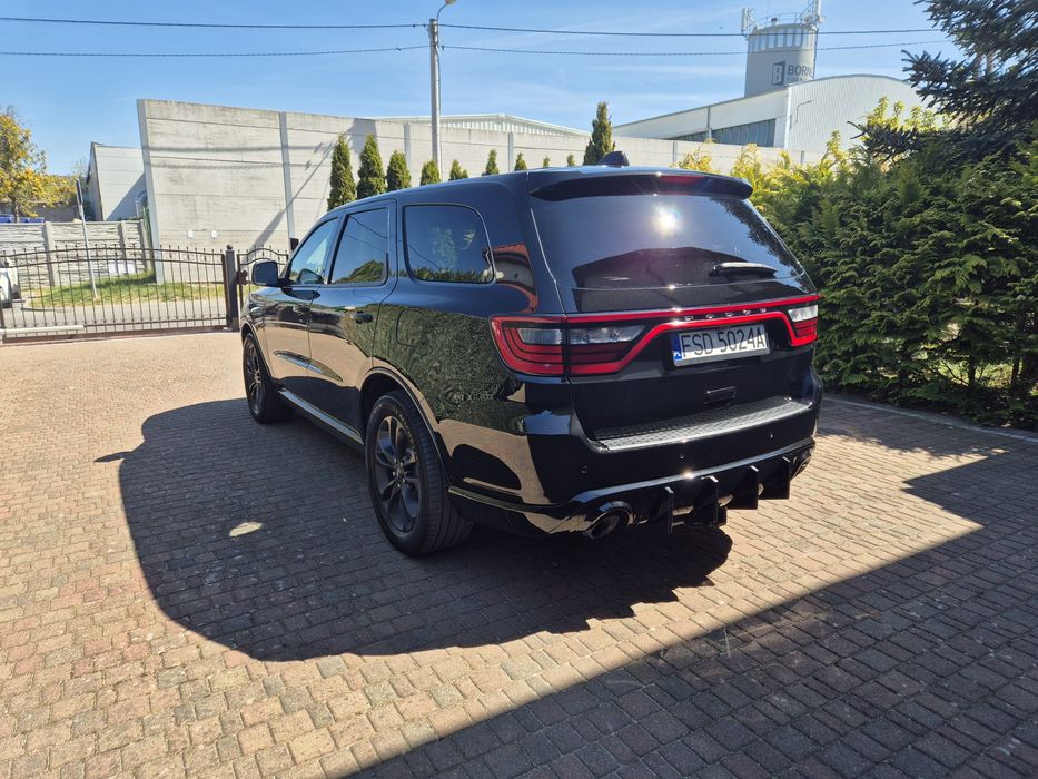 Auto do ślubu / Wynajem Dodge Durango V8 z kierowcą / Imprezy okolicznościowe / Transfer lotniskowy
