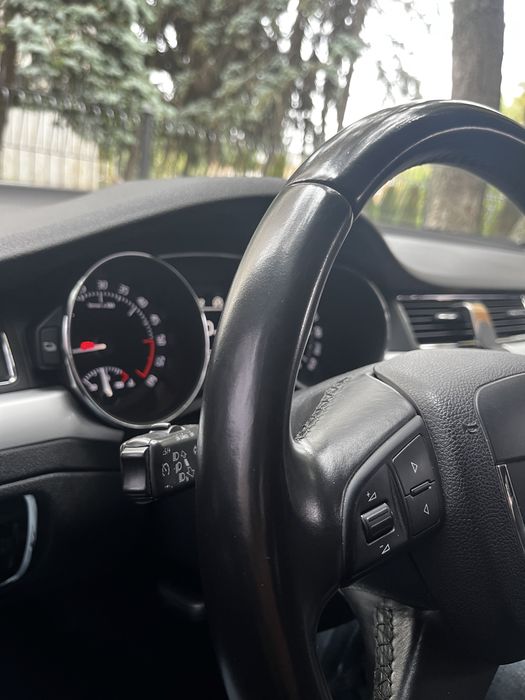 Skoda Superb 2, 2011