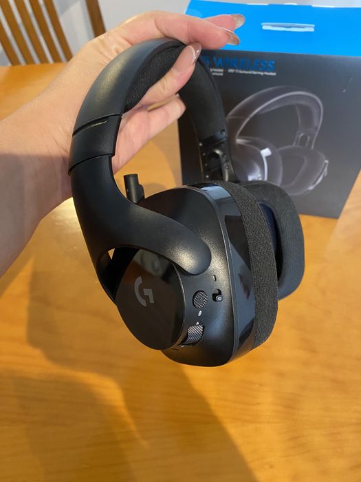 Auscultadores LOGITECH G533