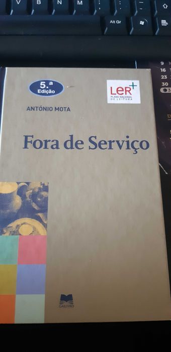 Livro Fora de Serviço