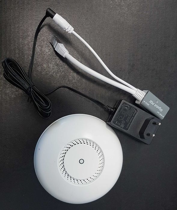 Access Point WiFi Mikrotik RBcAPGi-5acD2nD