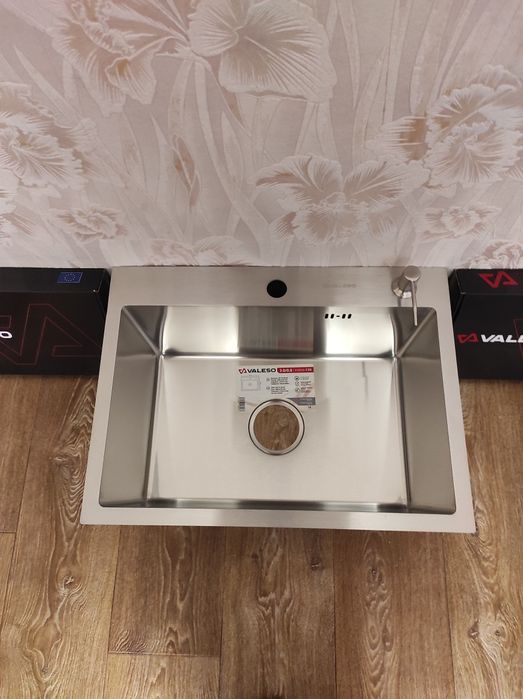 Акция -27%.Мойка для кухни 58*43 Valeso hendmade 3 mm.