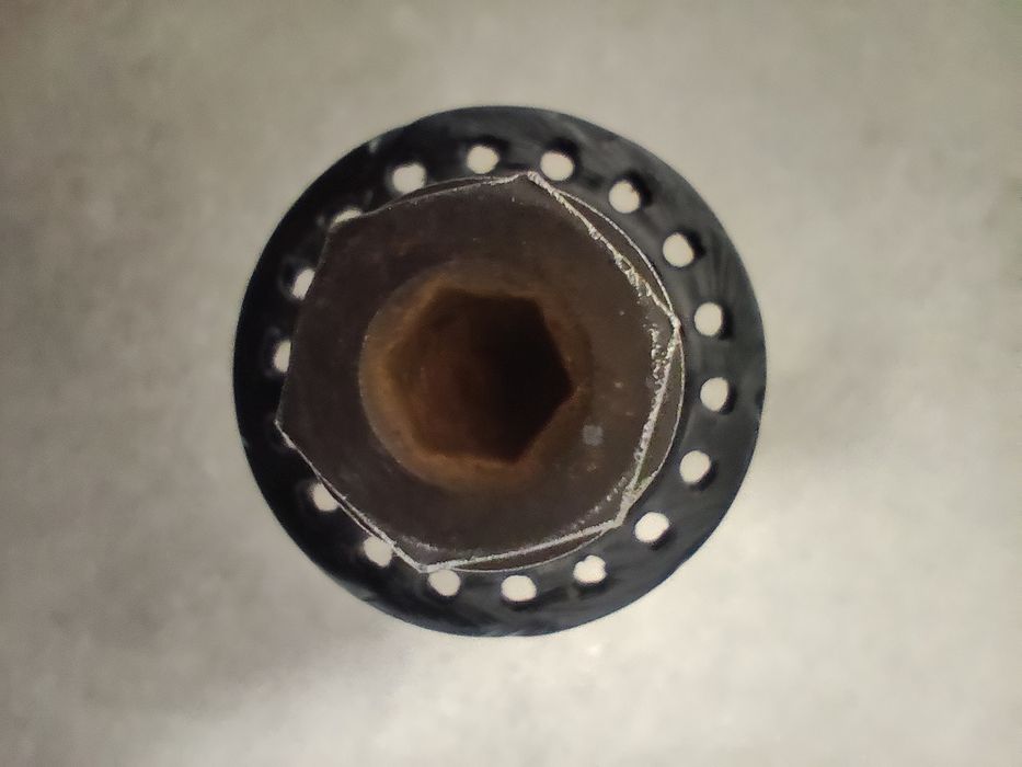 piasta przednia trebol bolt