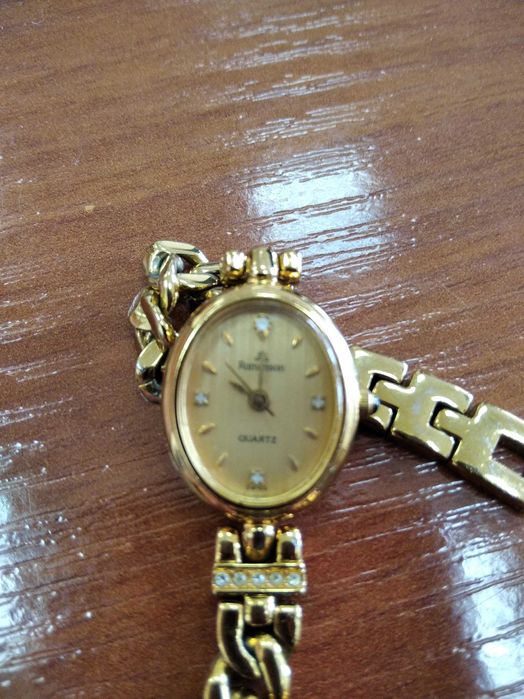 Швейцарские часы