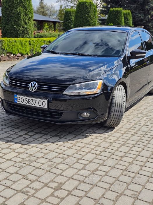Продам VW Jetta.