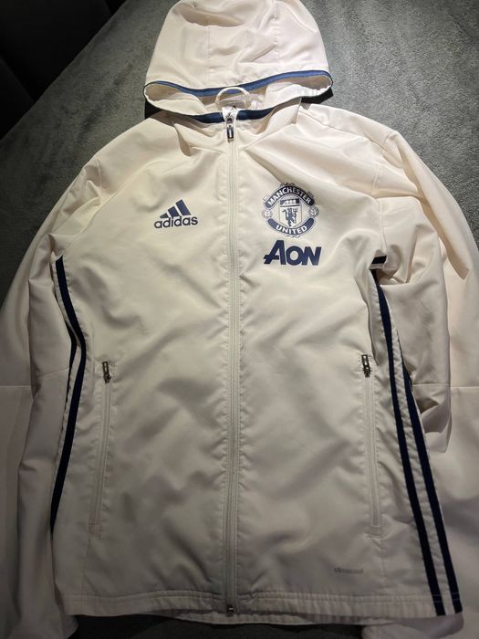 Ветровка адидас манчестер юнайтед сезон 16/17 ориг/ adidas munchester united 16/17