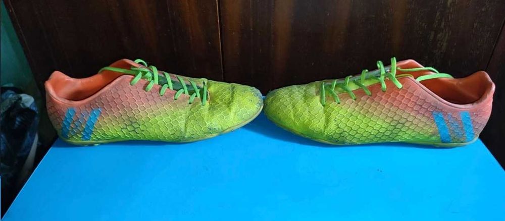 Сороконожки, спортивные кроссовки 44 размер