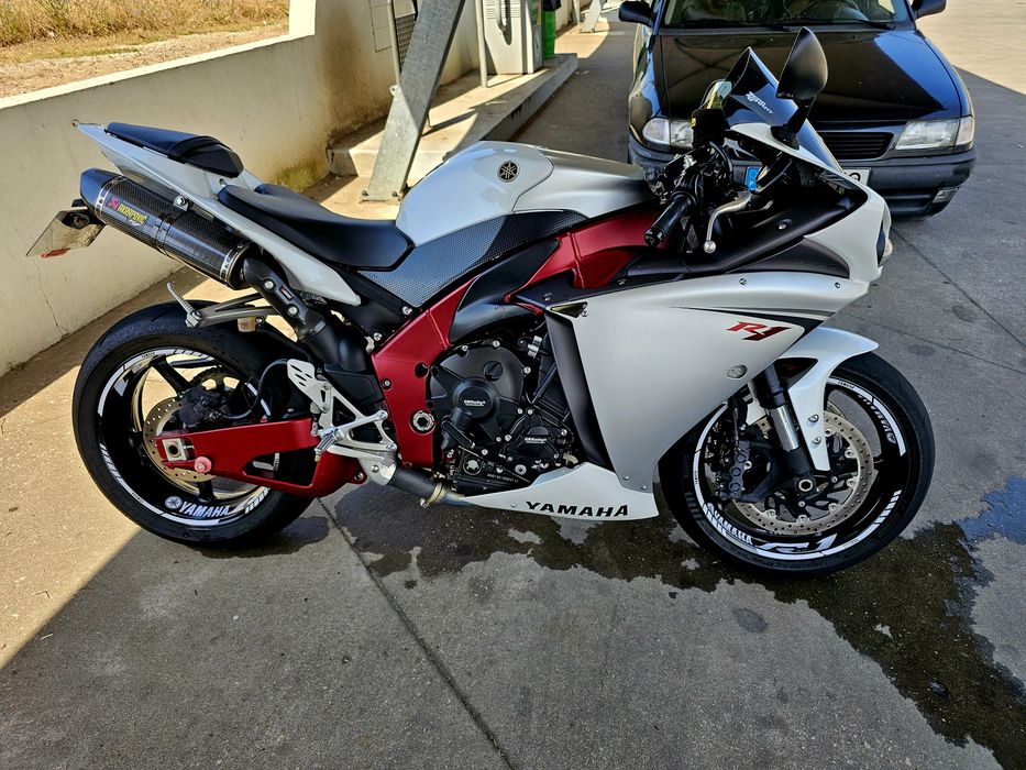 Yamaha R1 Crossplane