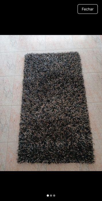 Tapete cinza e preto