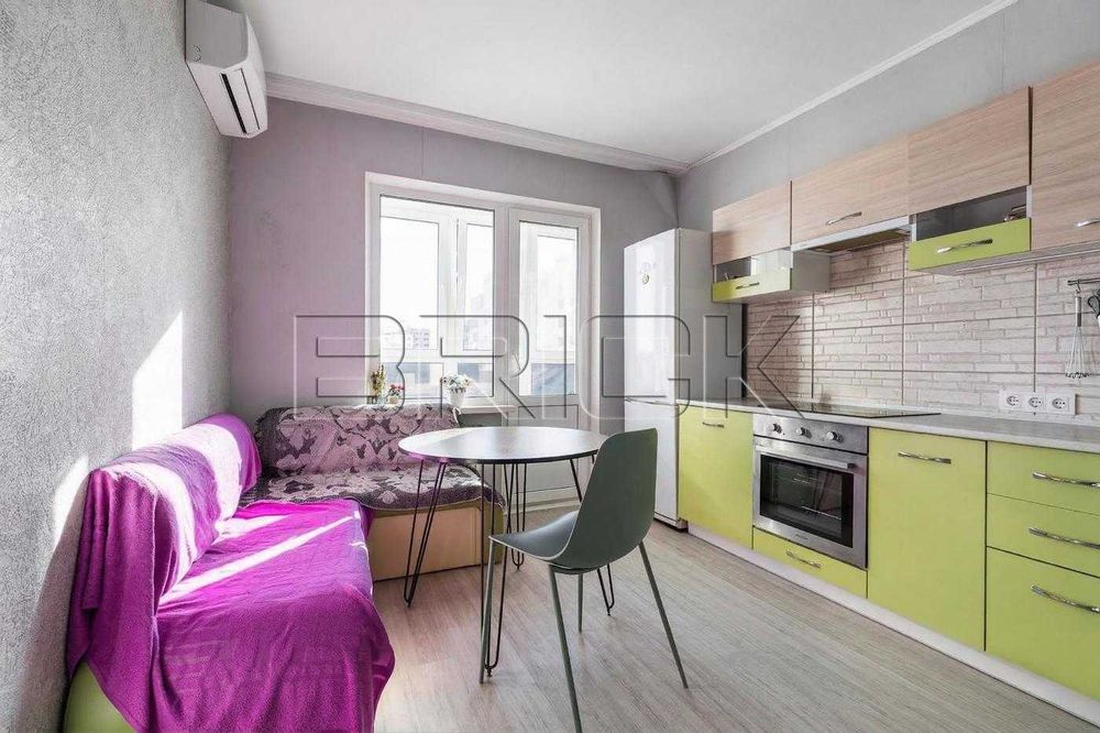 Продаж 2к кімнати, ЖК Патріотика, вул. Бориса Гмирі 16-А, 1349 $ за м2
