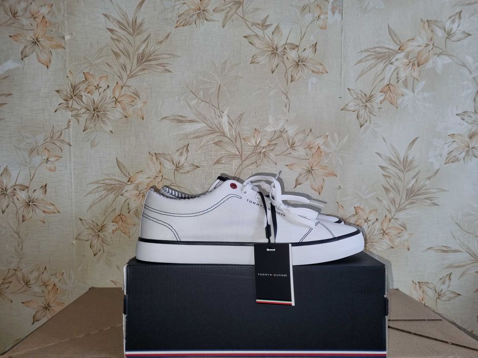 Кеди Tommy Hilfiger (розмір 46) Оригінал EU