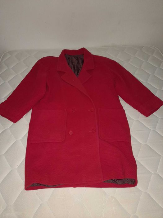 Casaco de inverno, vermelho, tamanho xxl, 5€.