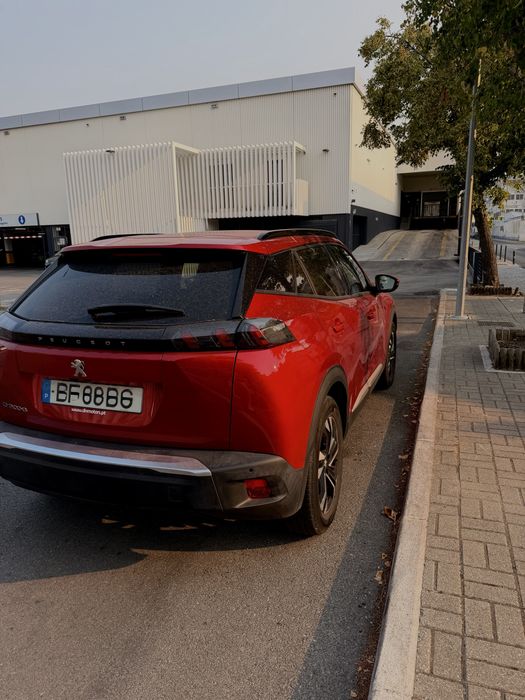 Peugeot e-2008 Allure Pack — photo 4