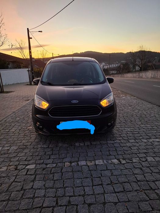 Ford Tourneo Courier 1.0 EcoBoost