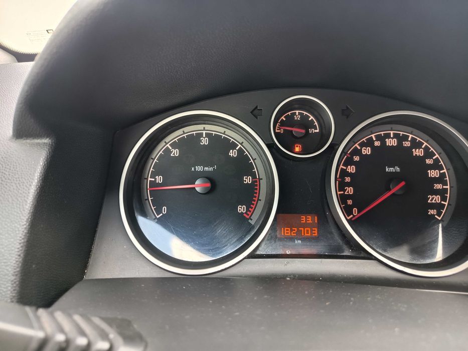 Opel Astra 2008 | 183 mil km