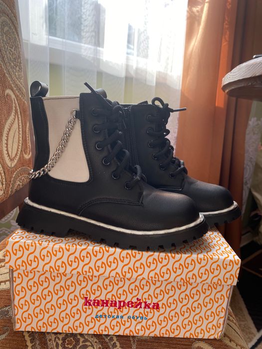 Дитяче взуття для дівчинки 33 розмір