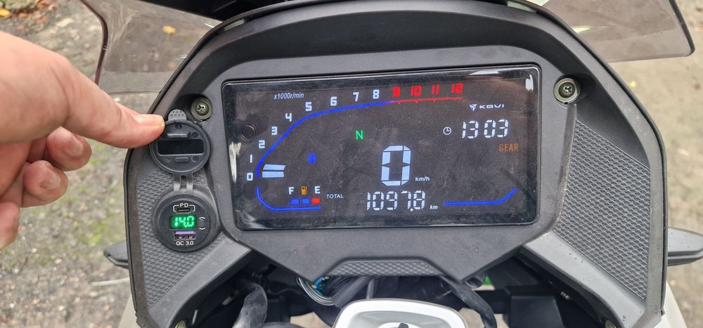 Мотоцикл Kovi ADT 250 на 250 кубіків 24,5 кс