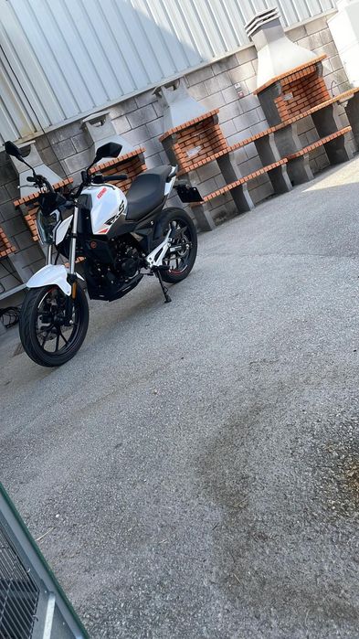Mota rks 125 de 2025