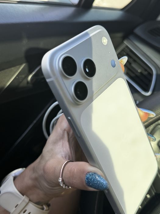 NOVO TOTAL! Iphone 17 ProMax 256g Silver — NOVO ler descricao! | Nunca configurado | zero ciclos de carregamento
