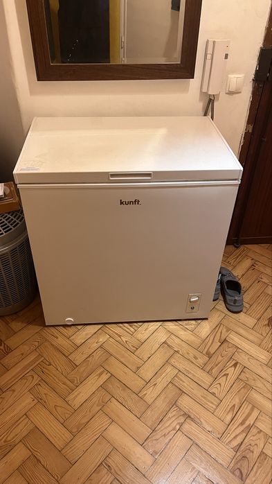 Arca Horizontal Kunft KCF9121N 198 L— Excelente Estado