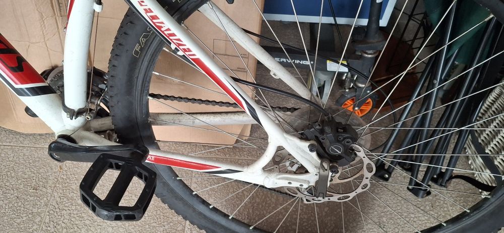 Vendo bicicleta Specialized  Hardrock  Disc 29